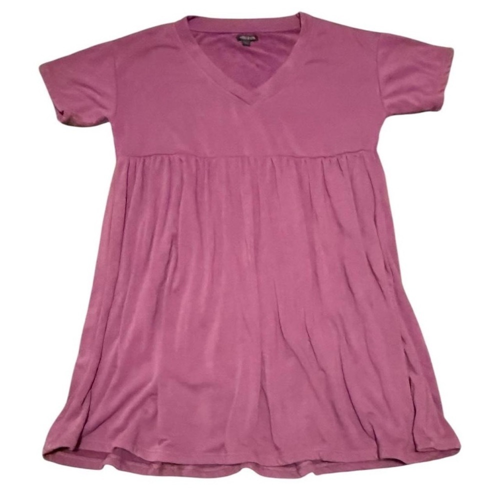 Super cute and comfy Wild Fable babydoll dress in a soft mauve color 💜
	•small